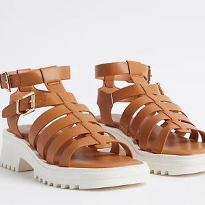Torrid NWT Brown and White Chunky Gladiator Sandals Size 9.5W
